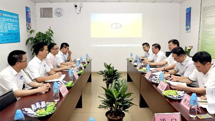 ʯ����ί�����������long8