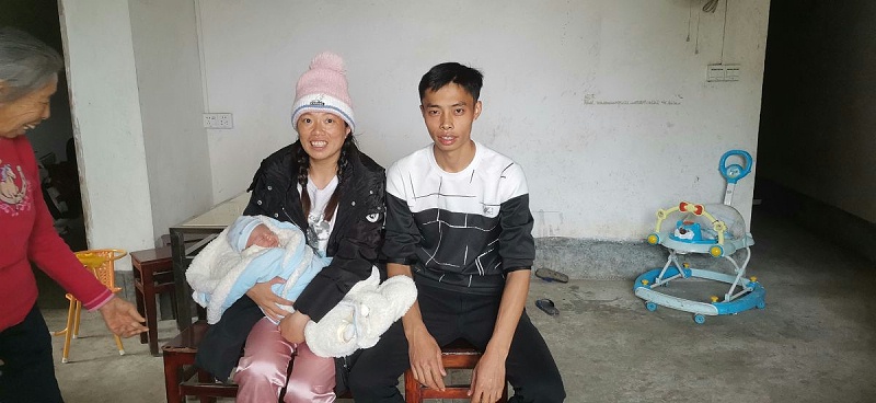 ���������ܼ��װ�������������Ա��Я�ֹ��� (8)