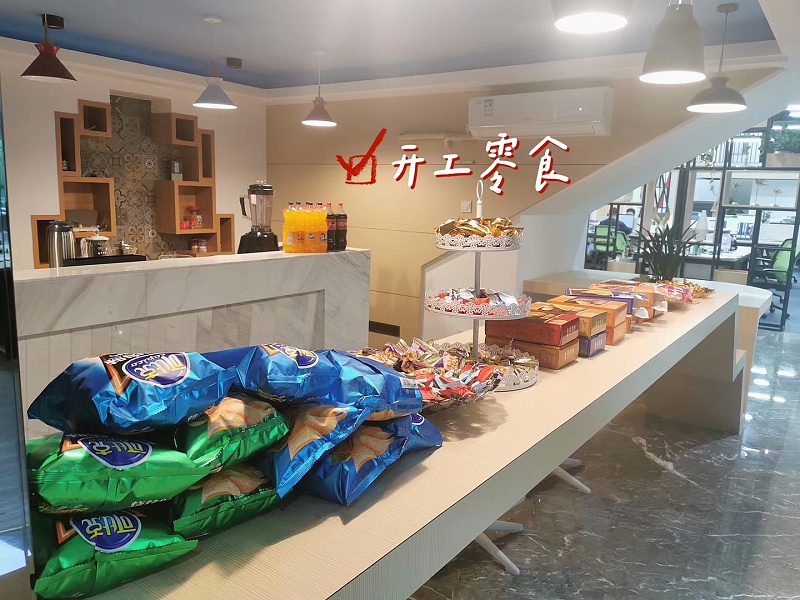 ����ͷ�������������������������������ǩ